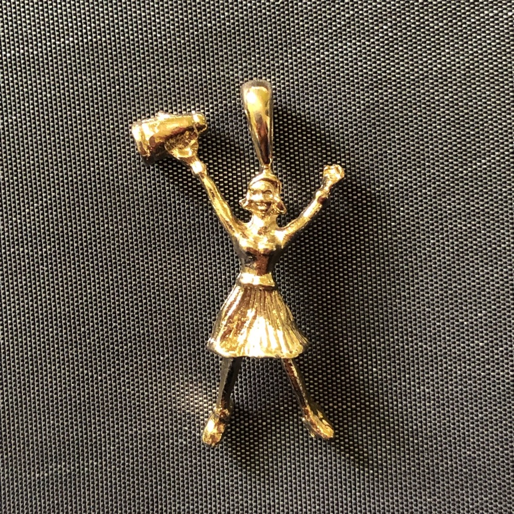 ✨Beautiful cheerleader golden charm✨